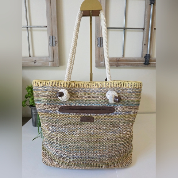 Brighton Bella Limone Soft Sea Grass Tote/Leather Applique/Signature Heart Charm - Picture 6 of 16